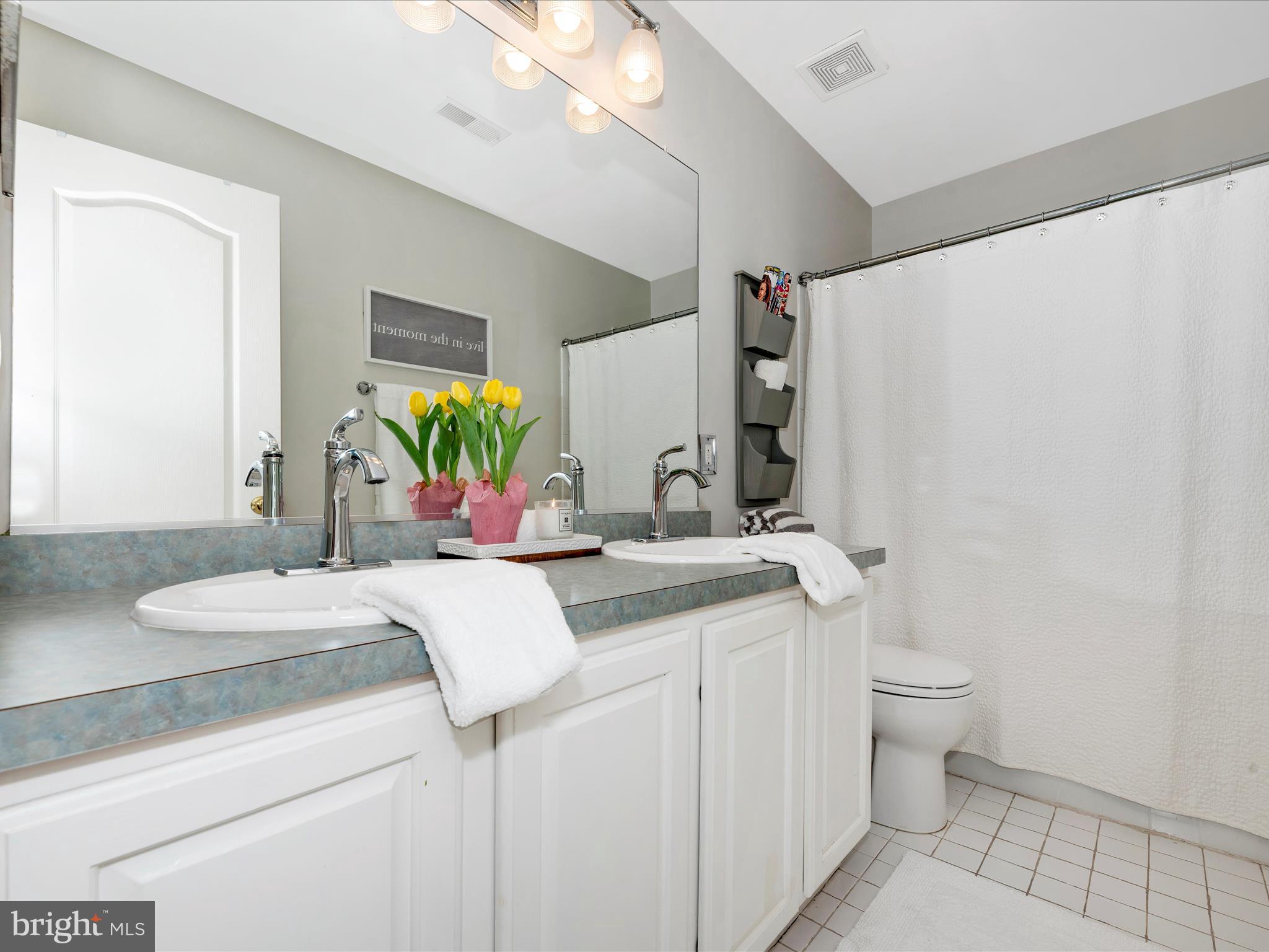 SUMMIT RIDGE - Residential