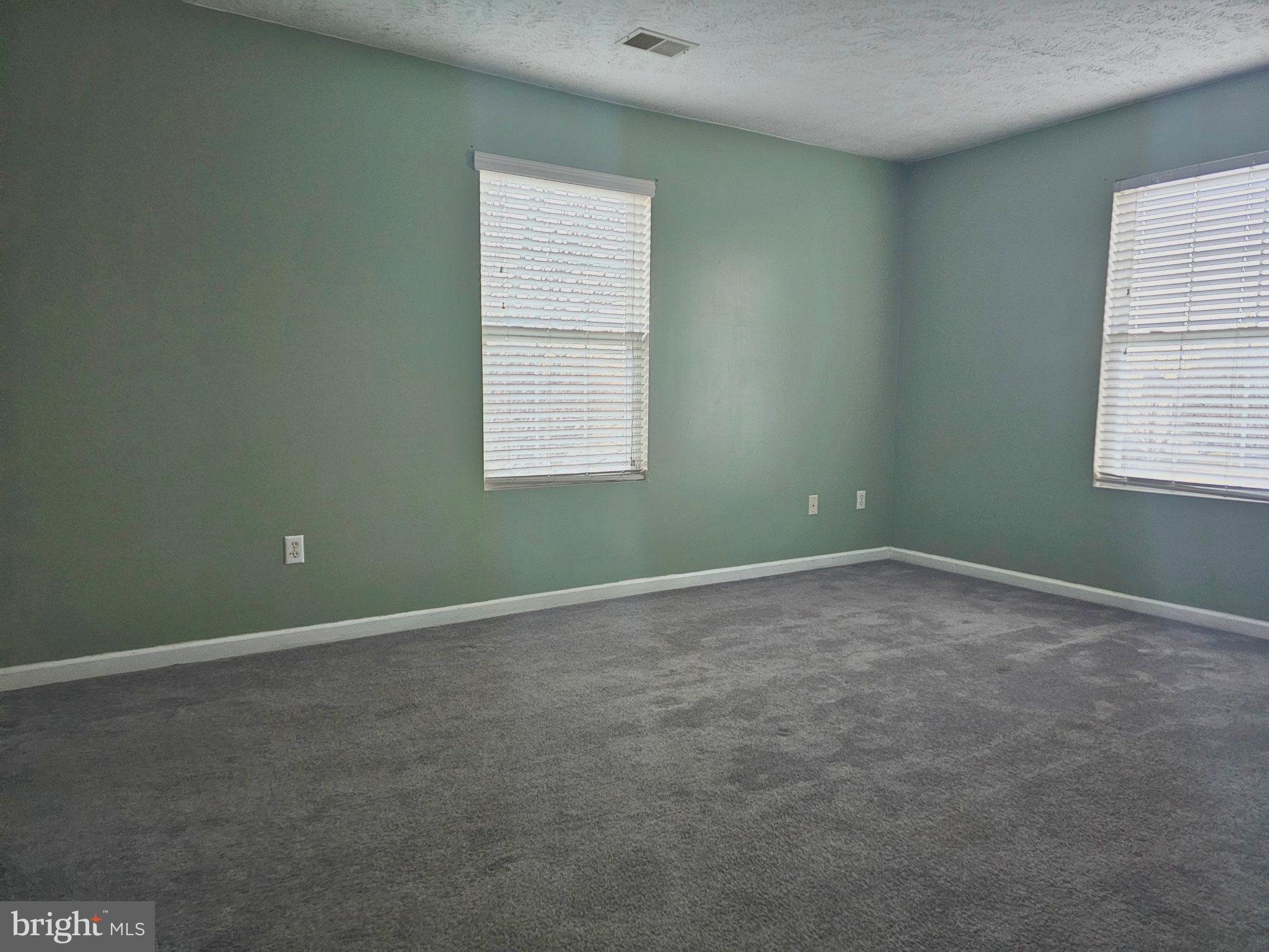 115 BROOKLAND TERRACE 8