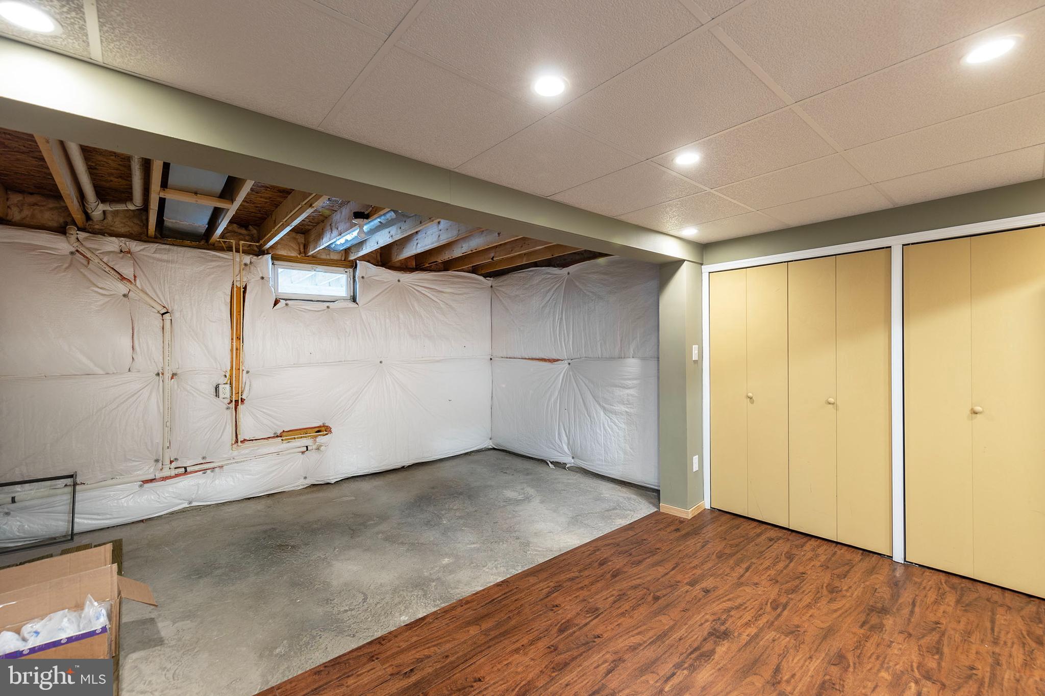 RED BUD RUN - Residential