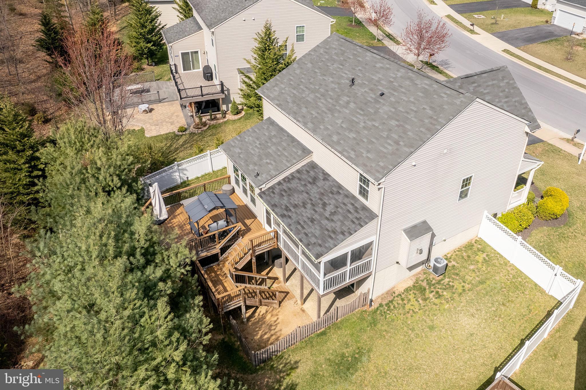 RED BUD RUN - Residential