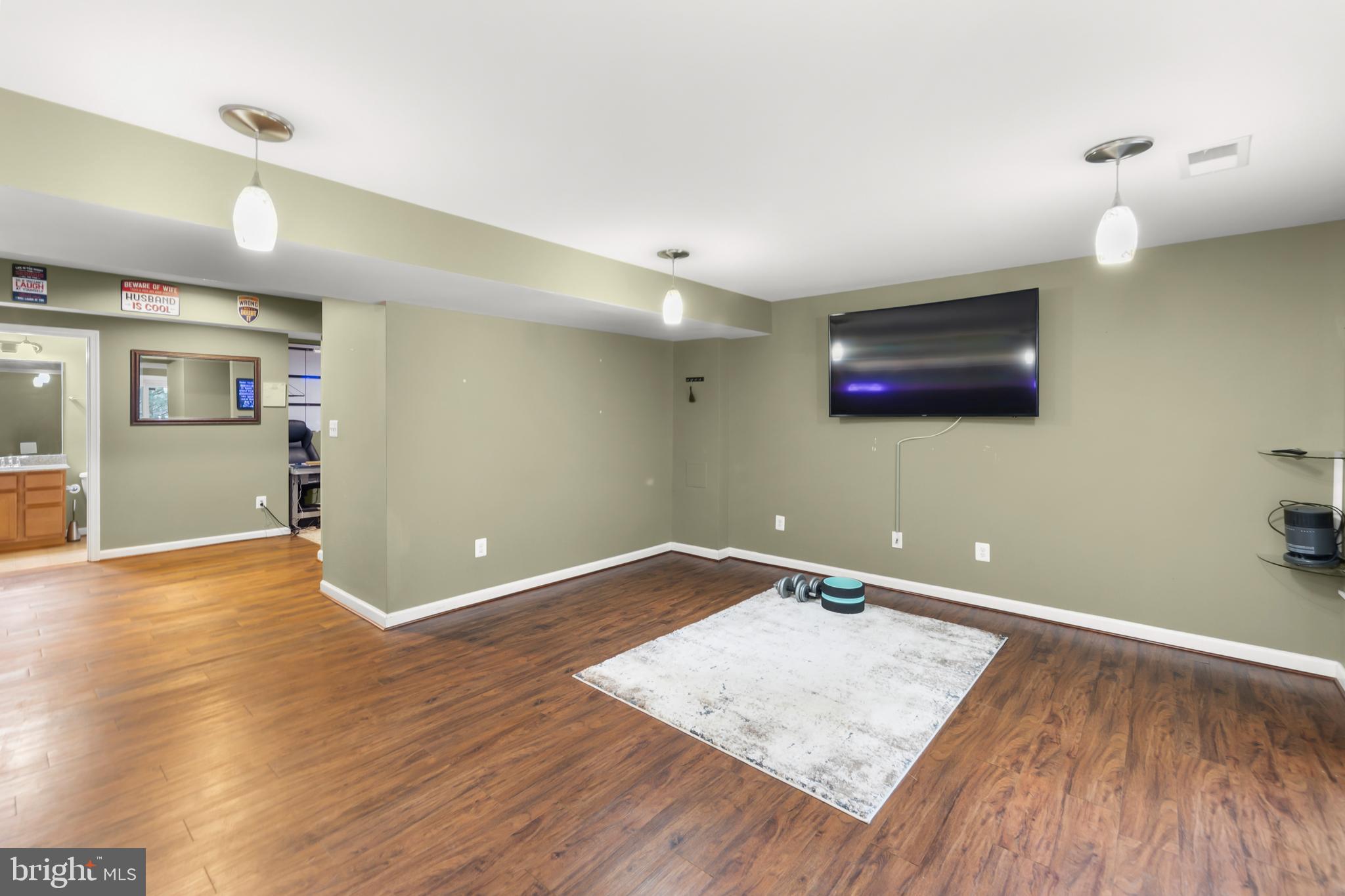 RED BUD RUN - Residential