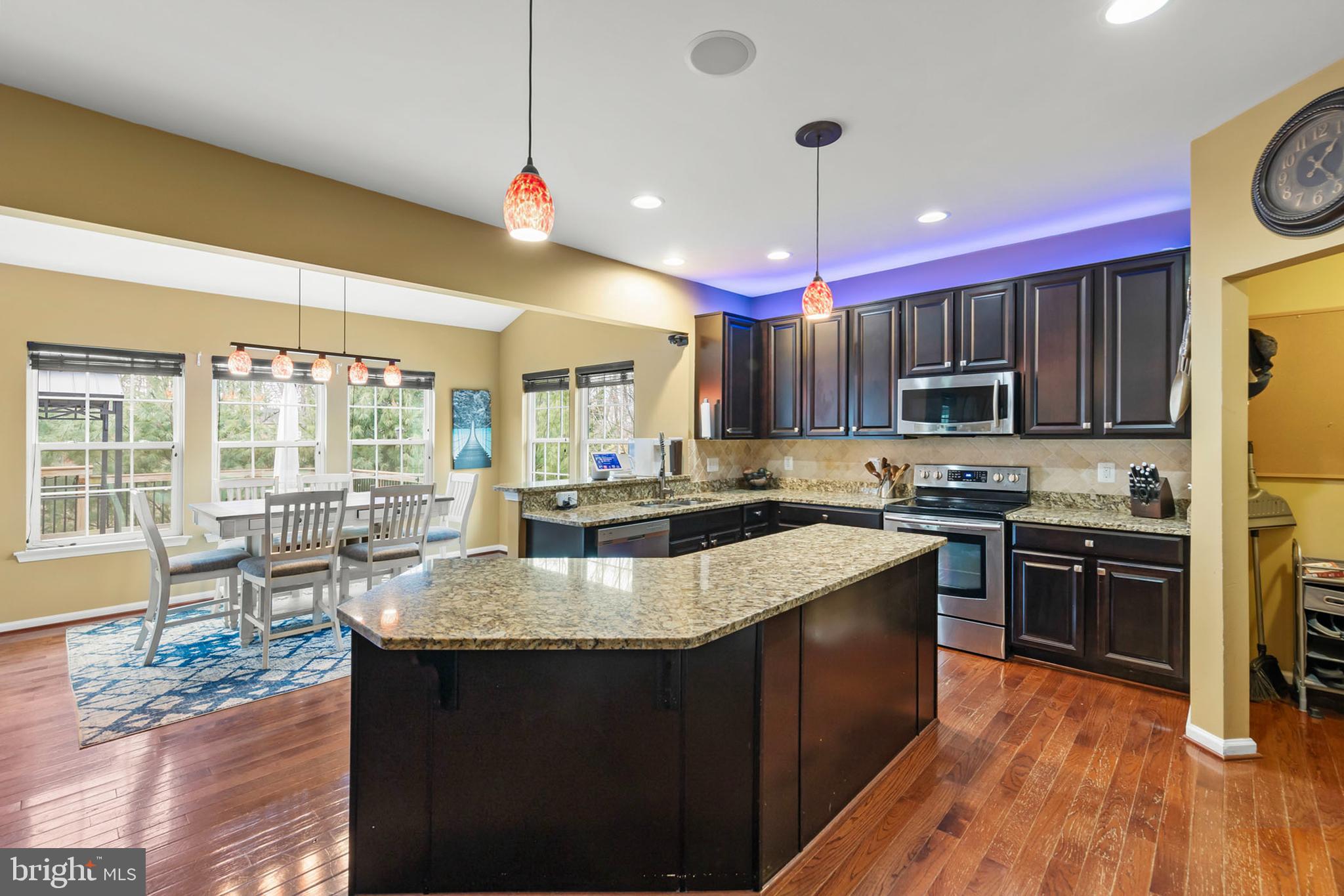 RED BUD RUN - Residential