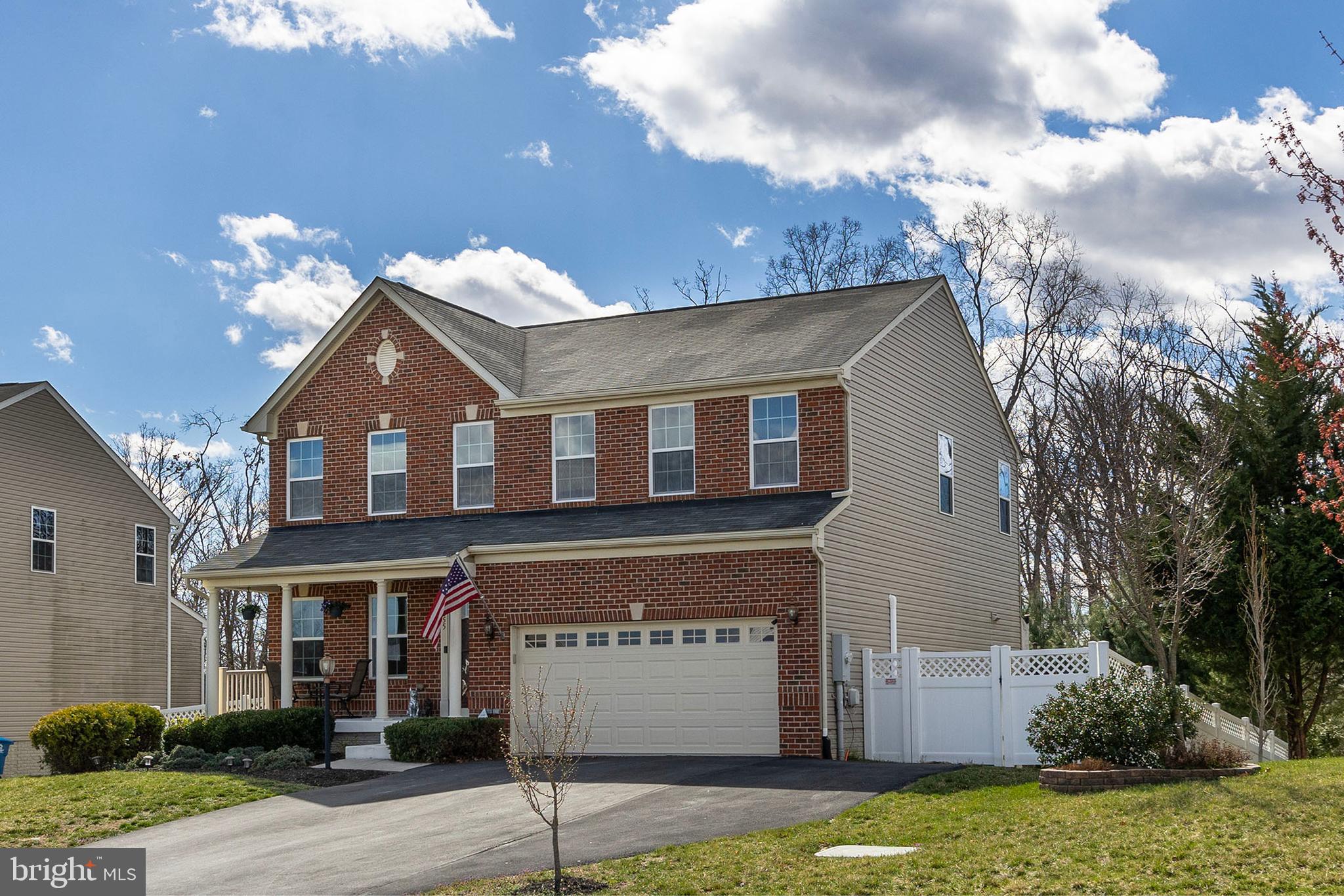 RED BUD RUN - Residential