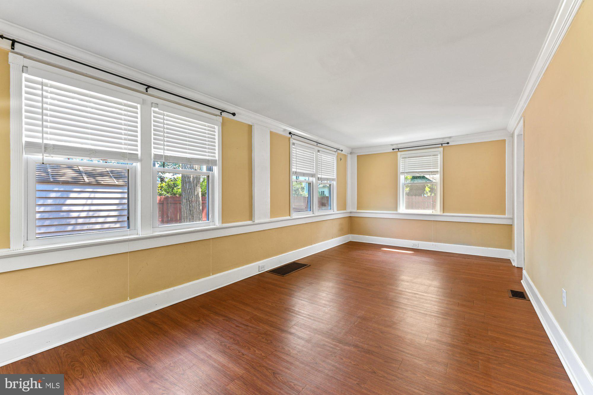 OLD DUNDALK - Residential