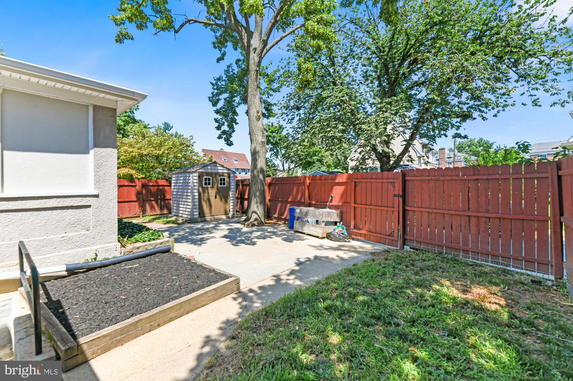 OLD DUNDALK - Residential