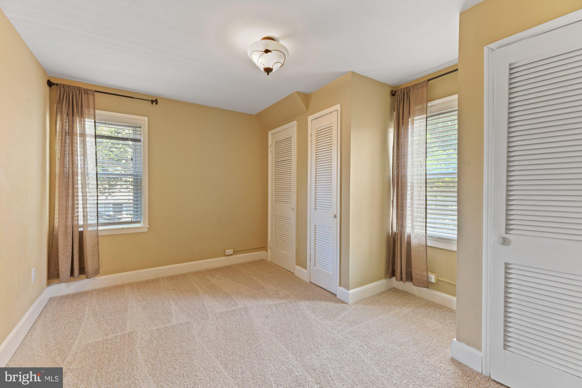 OLD DUNDALK - Residential