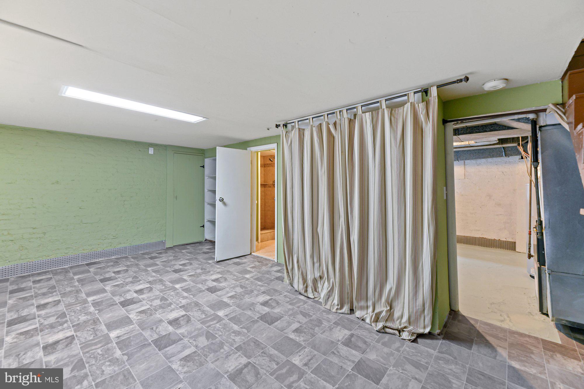 OLD DUNDALK - Residential