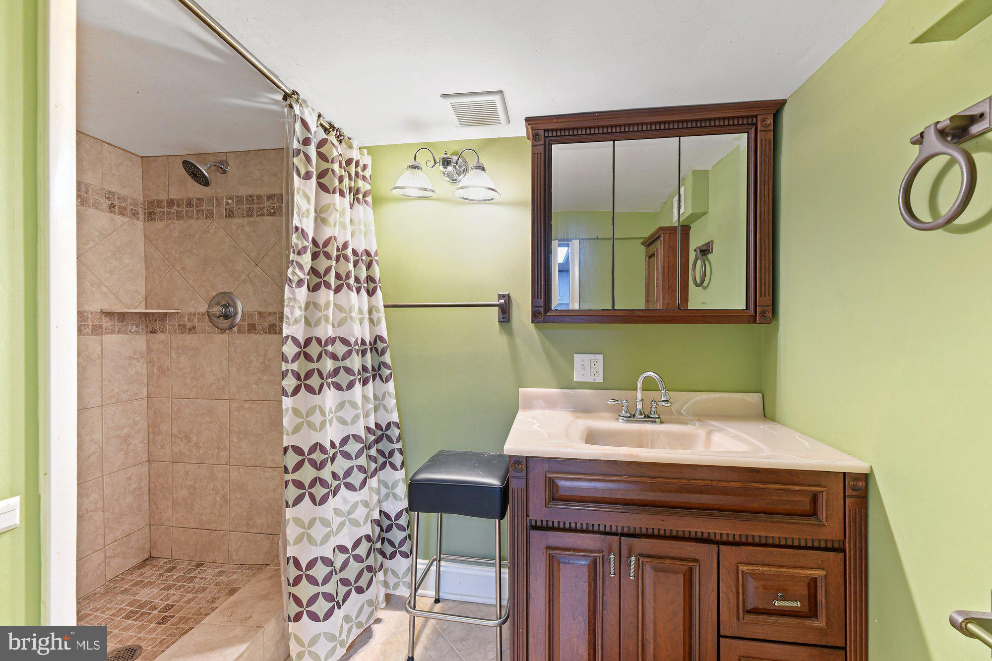 OLD DUNDALK - Residential