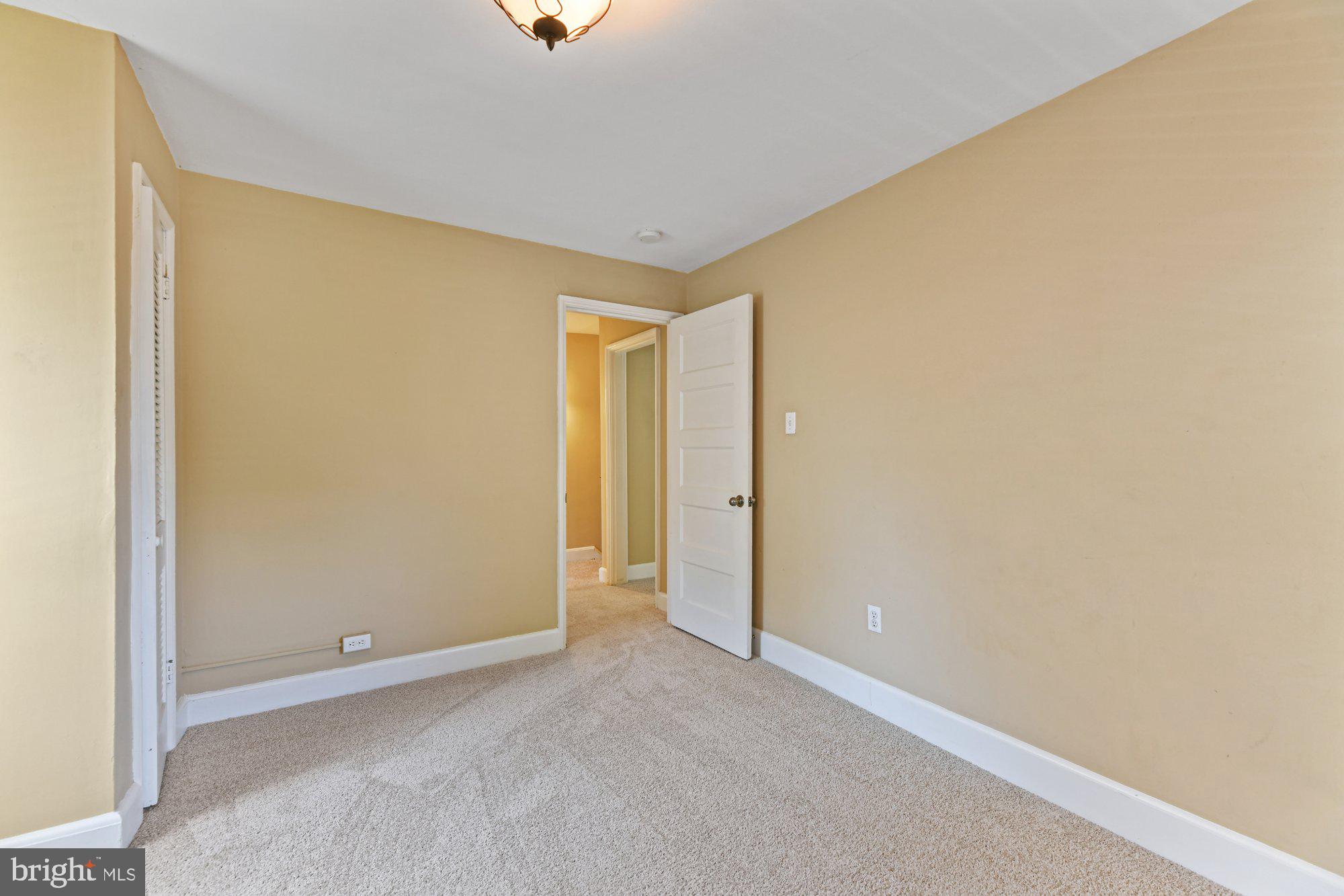 OLD DUNDALK - Residential