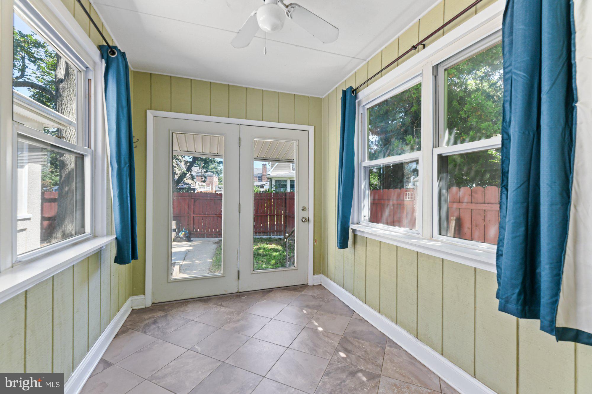 OLD DUNDALK - Residential