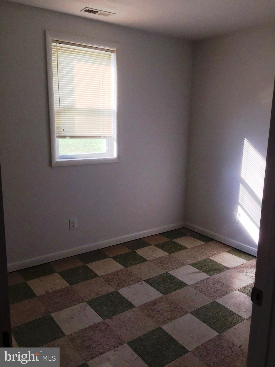 PINEY POINT - Residential Lease