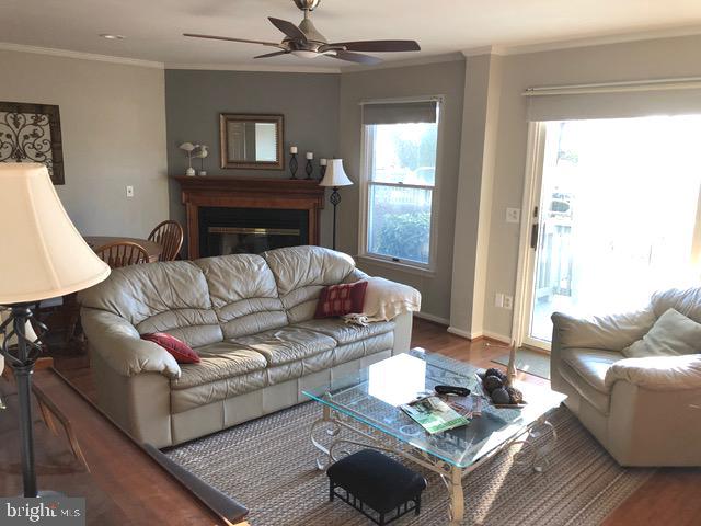 BAYSIDE MARINA - Residential Lease