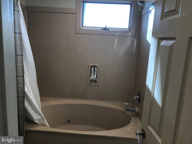 BAYSIDE MARINA - Residential Lease