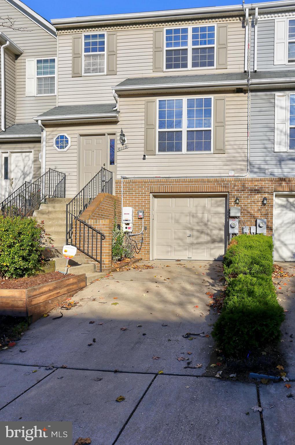 VILLAGE OF LONG REACH - Residential Lease