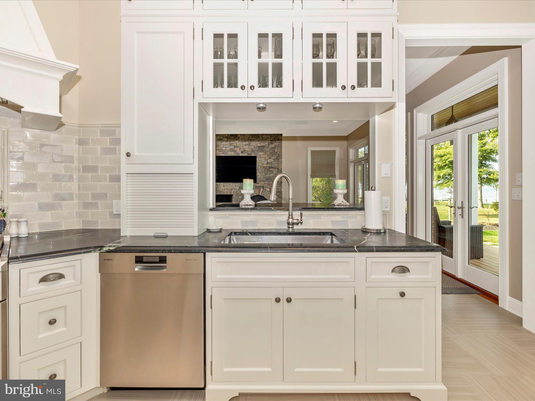 BLOODY POINT FARM - Residential