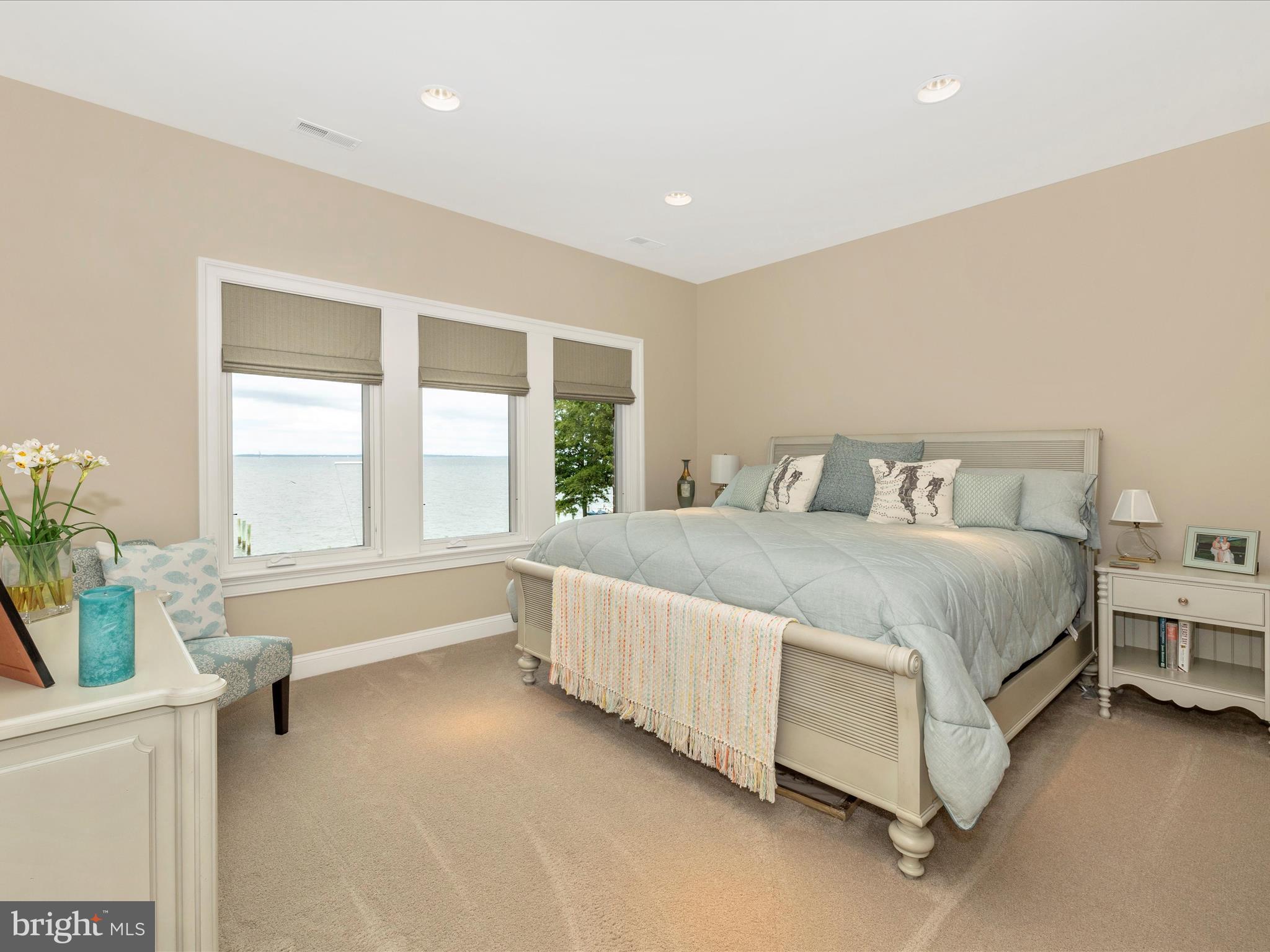 BLOODY POINT FARM - Residential