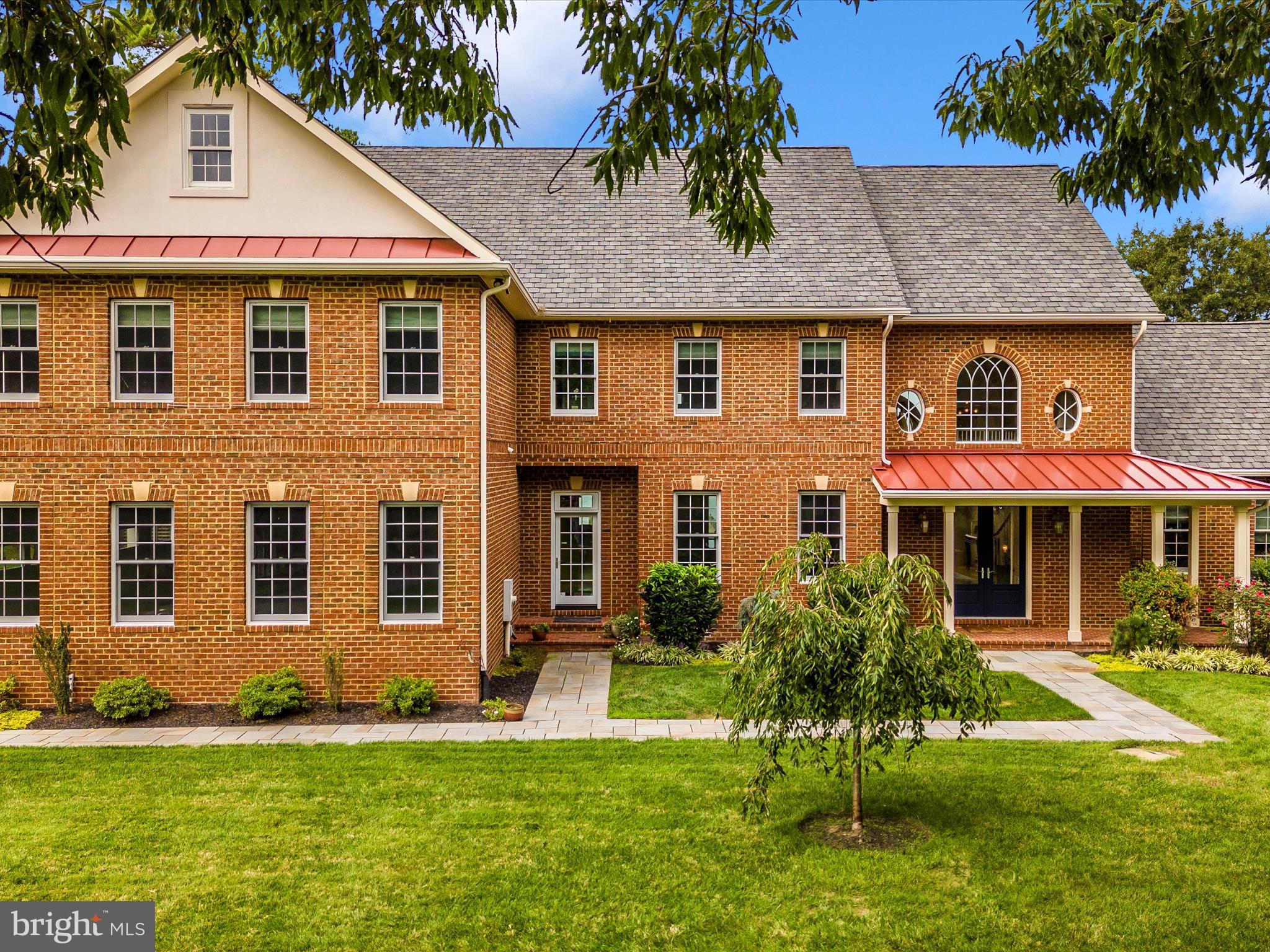BLOODY POINT FARM - Residential