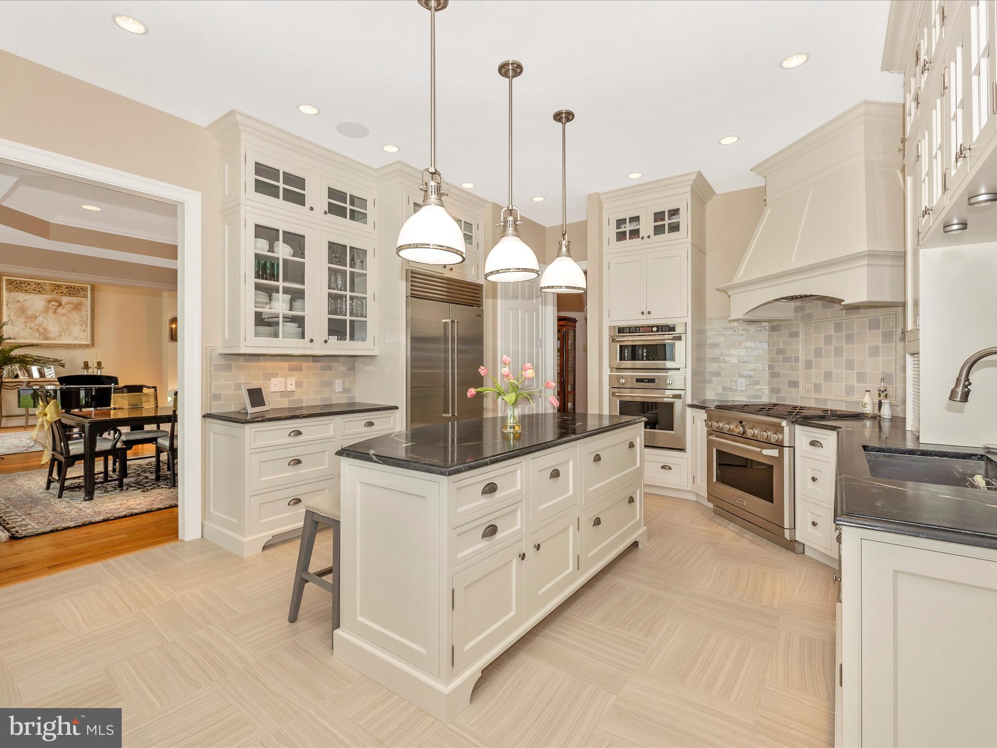 BLOODY POINT FARM - Residential