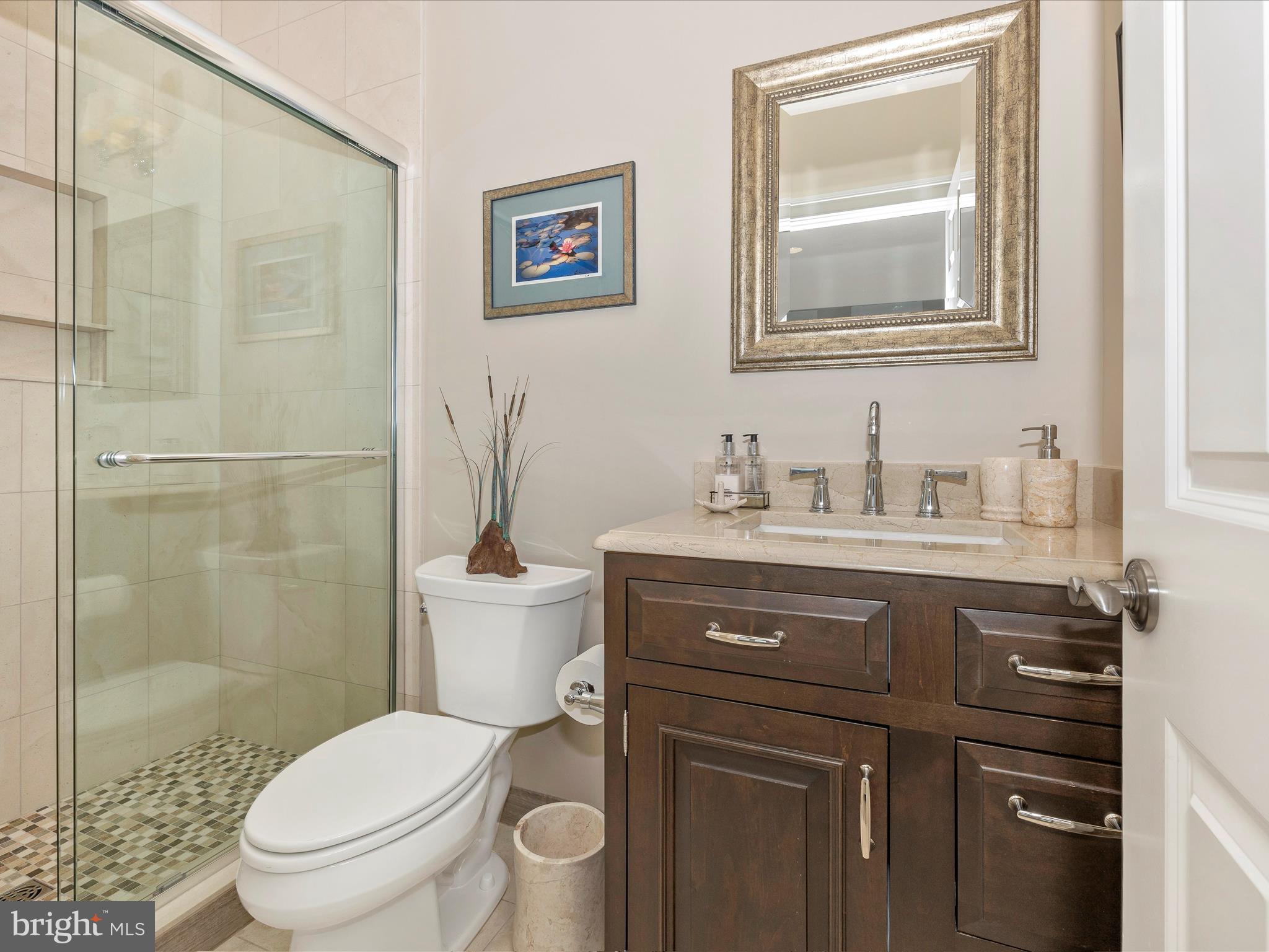 BLOODY POINT FARM - Residential