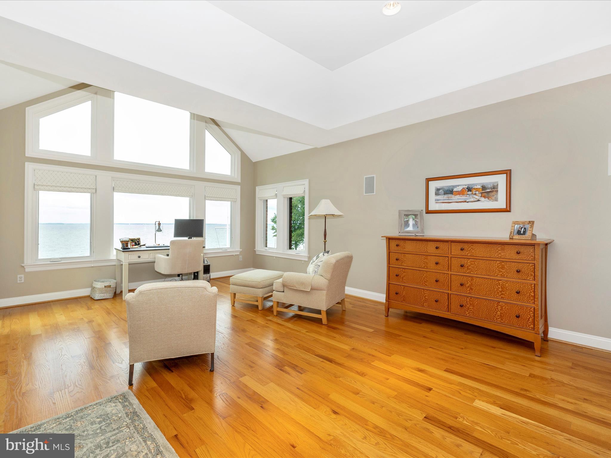 BLOODY POINT FARM - Residential