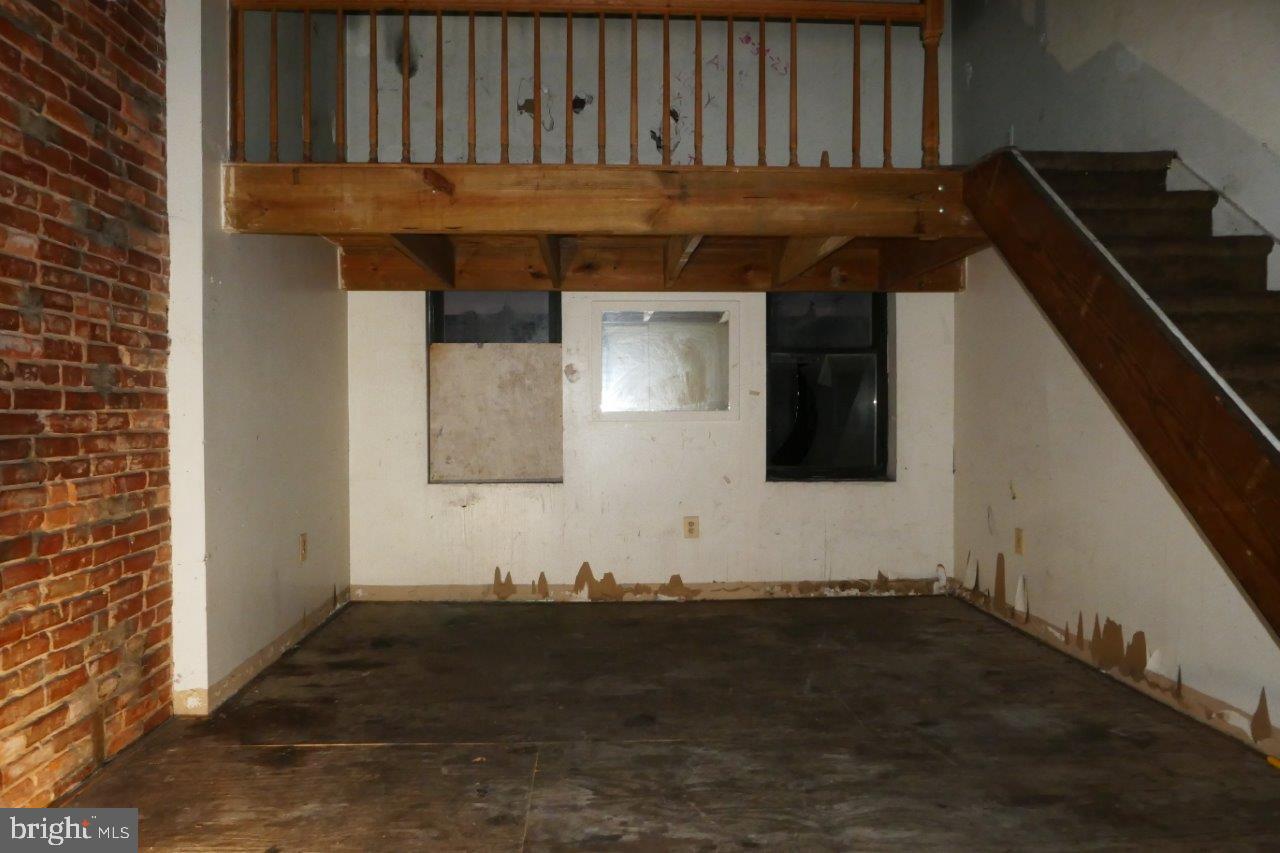 HIGHLANDTOWN - Residential