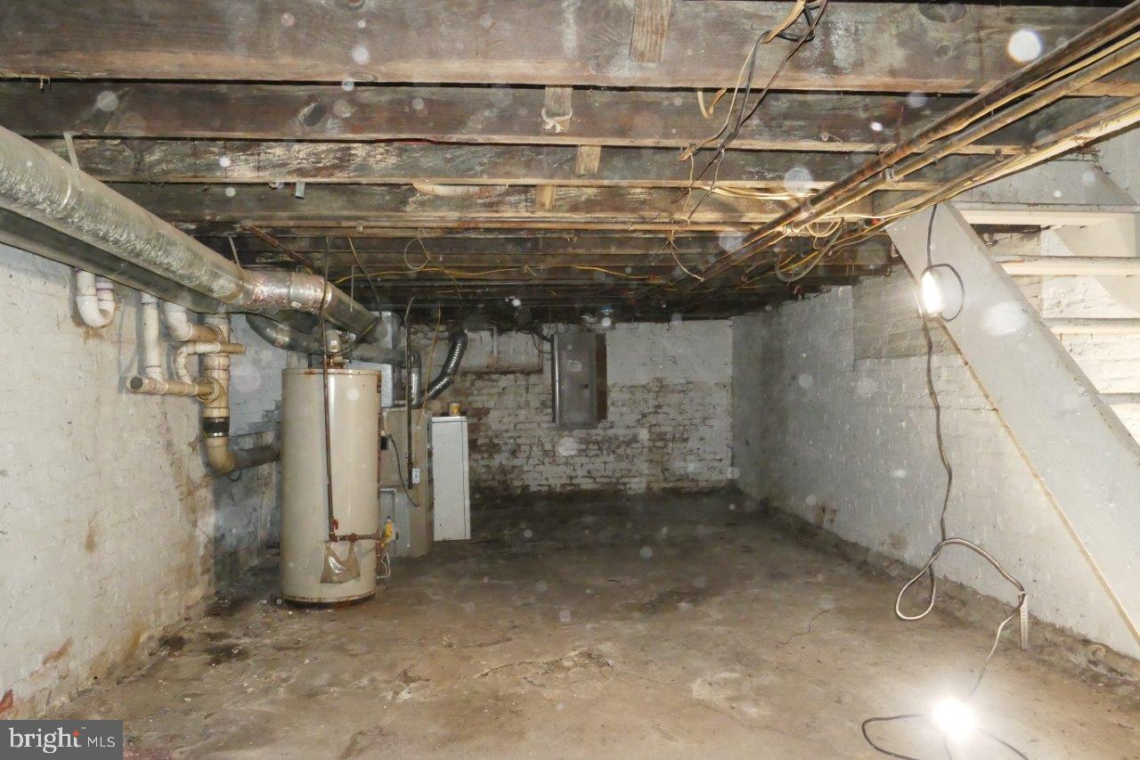 HIGHLANDTOWN - Residential