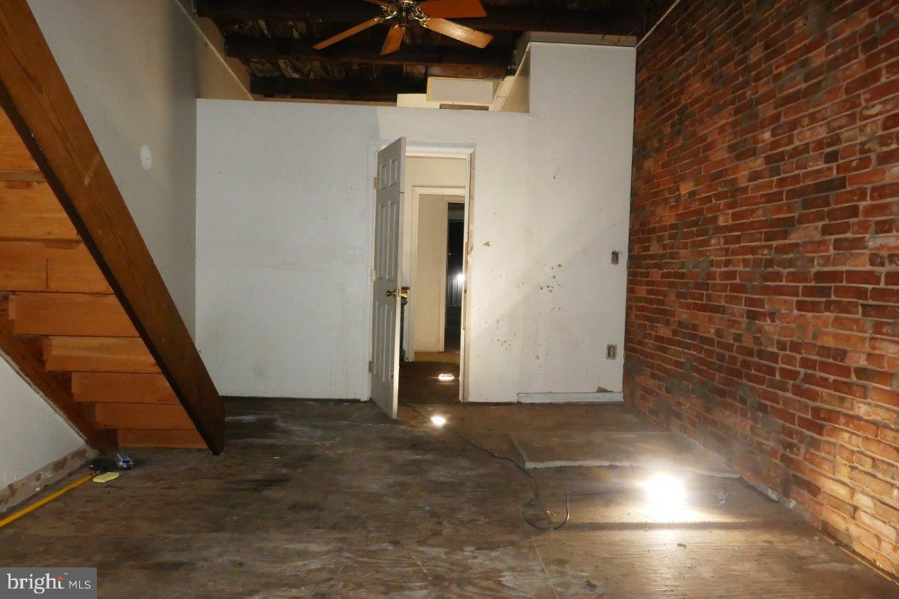 HIGHLANDTOWN - Residential