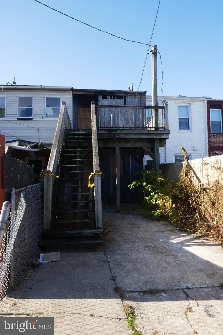 HIGHLANDTOWN - Residential