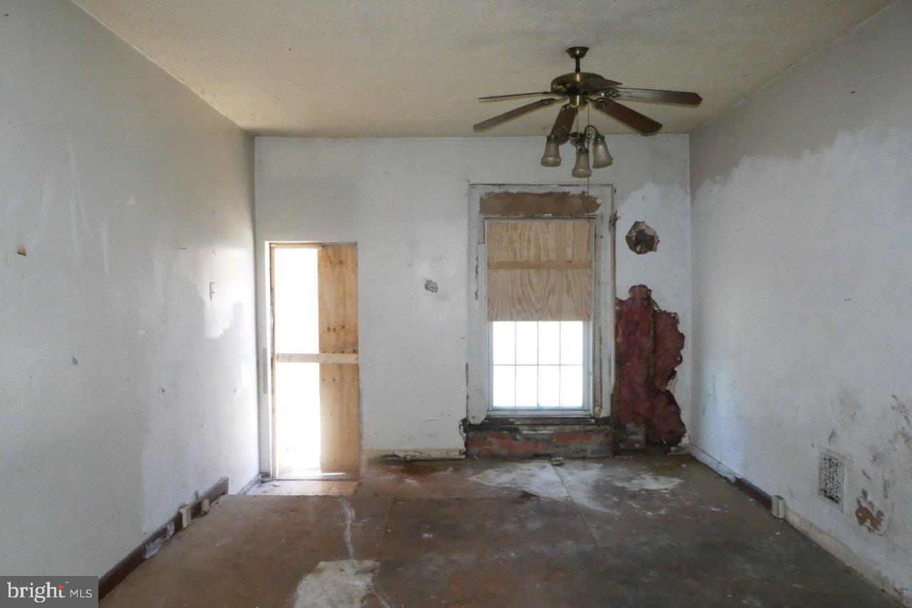 HIGHLANDTOWN - Residential