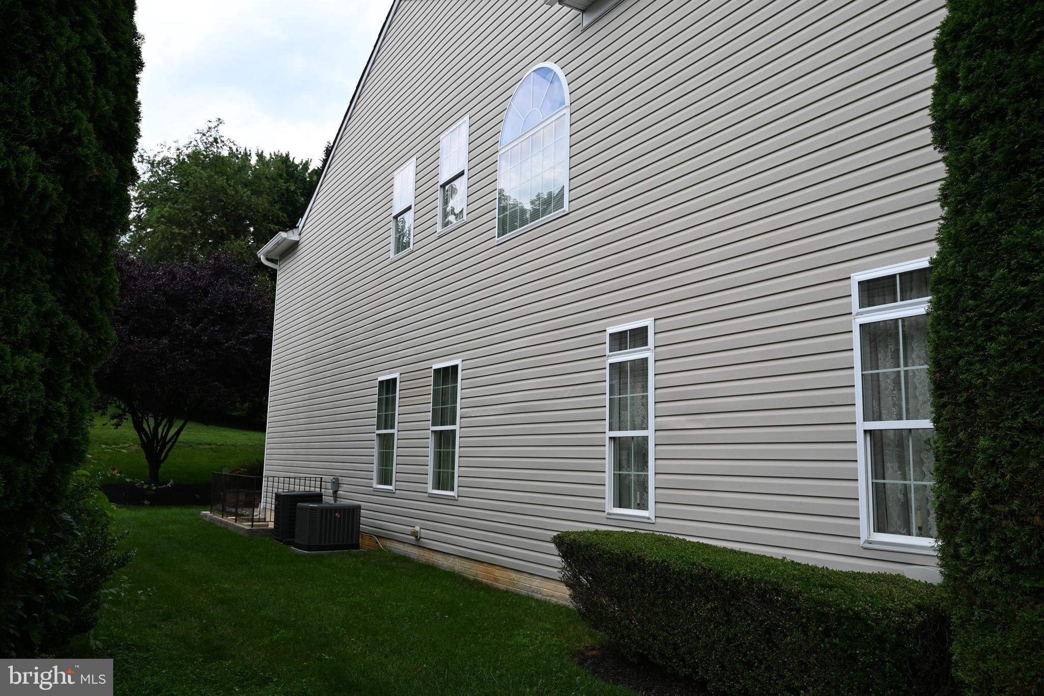 ORCHARD CROSSING - Residential