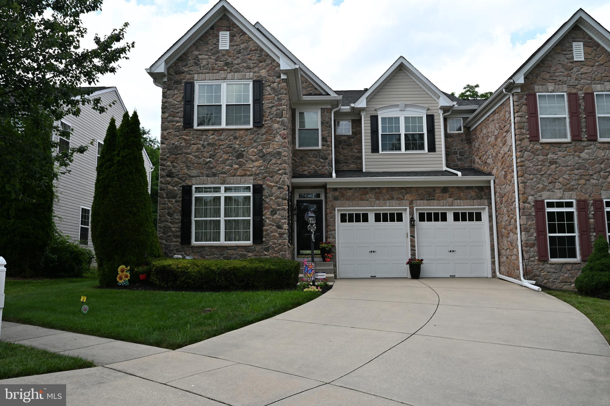 ORCHARD CROSSING - Residential