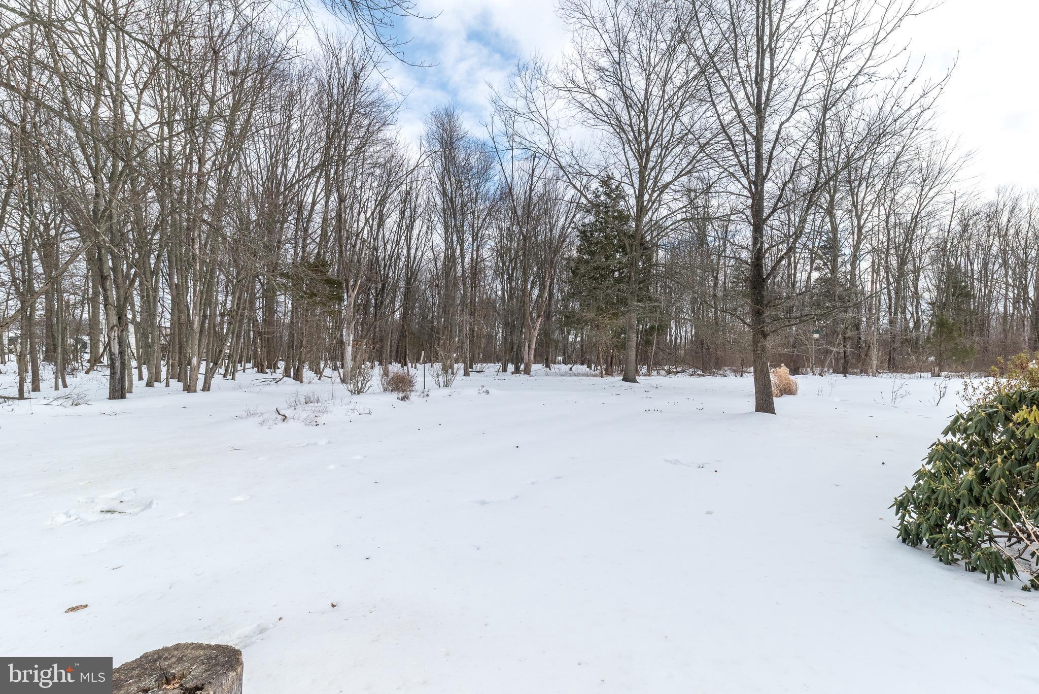 QUIET ACRES - Residential