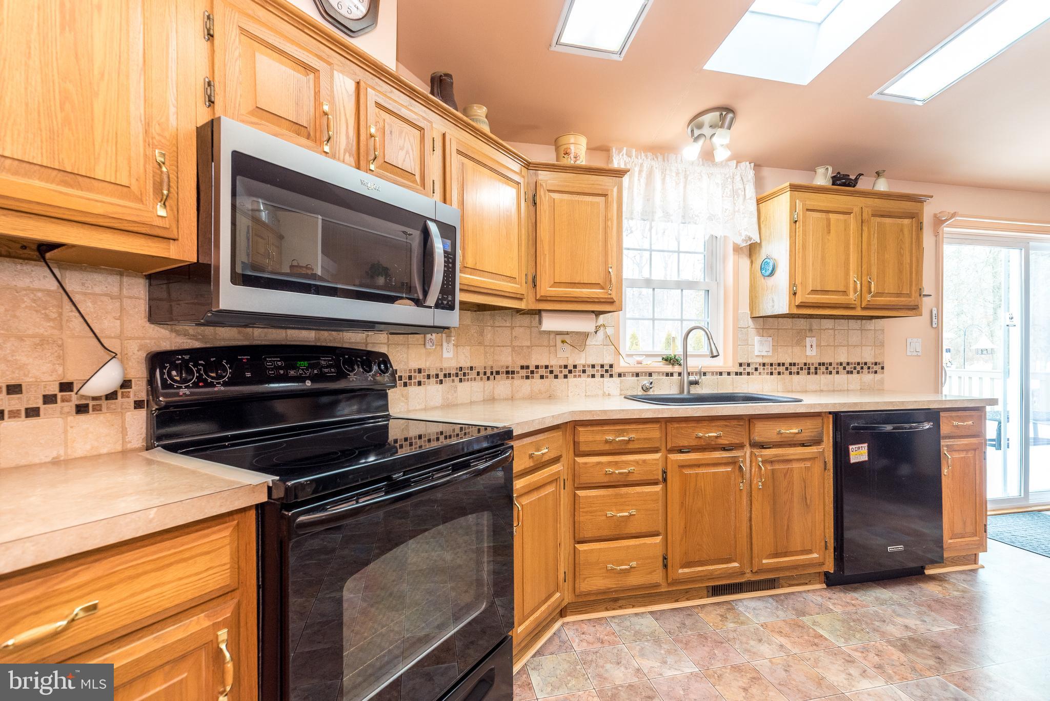 QUIET ACRES - Residential