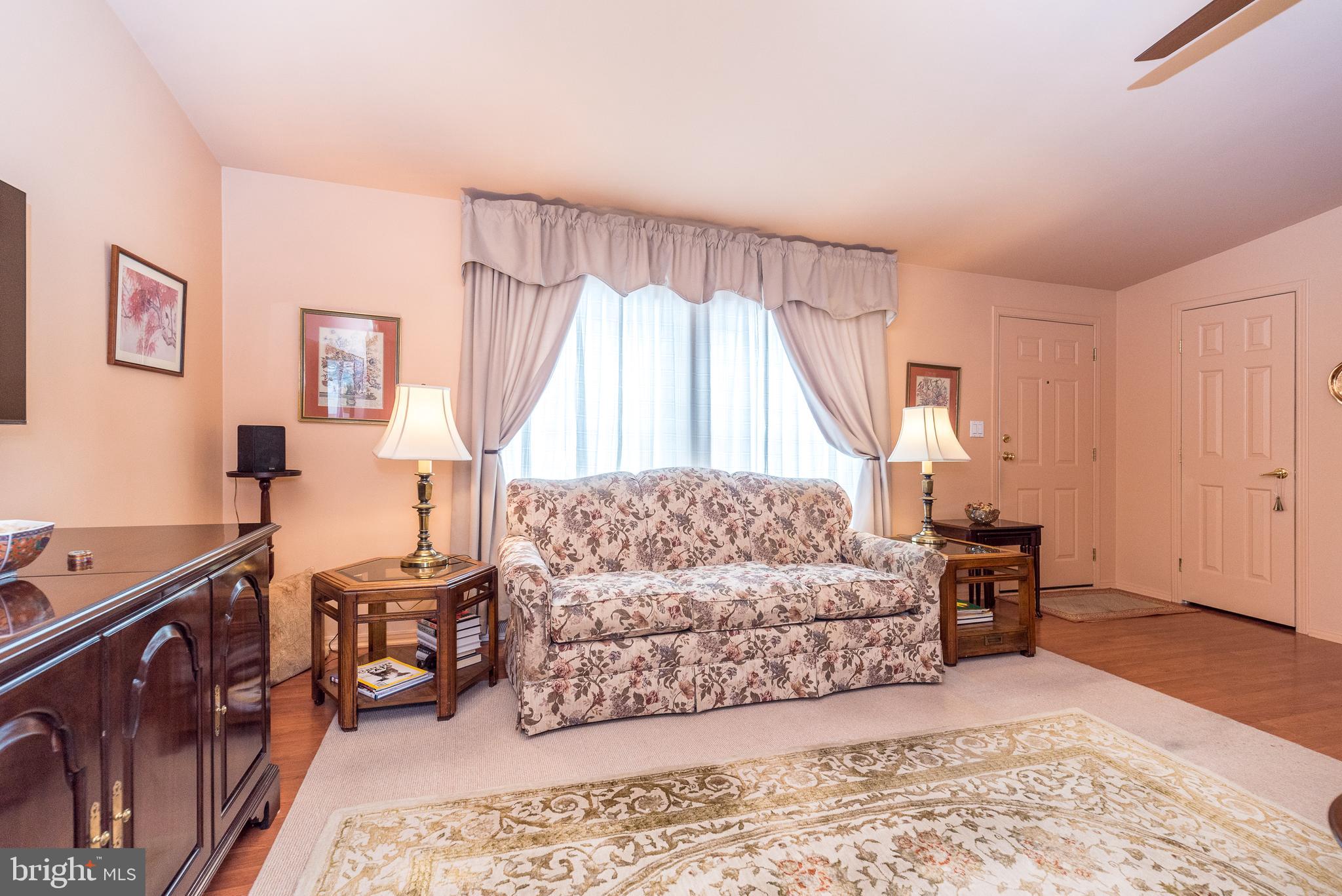 QUIET ACRES - Residential