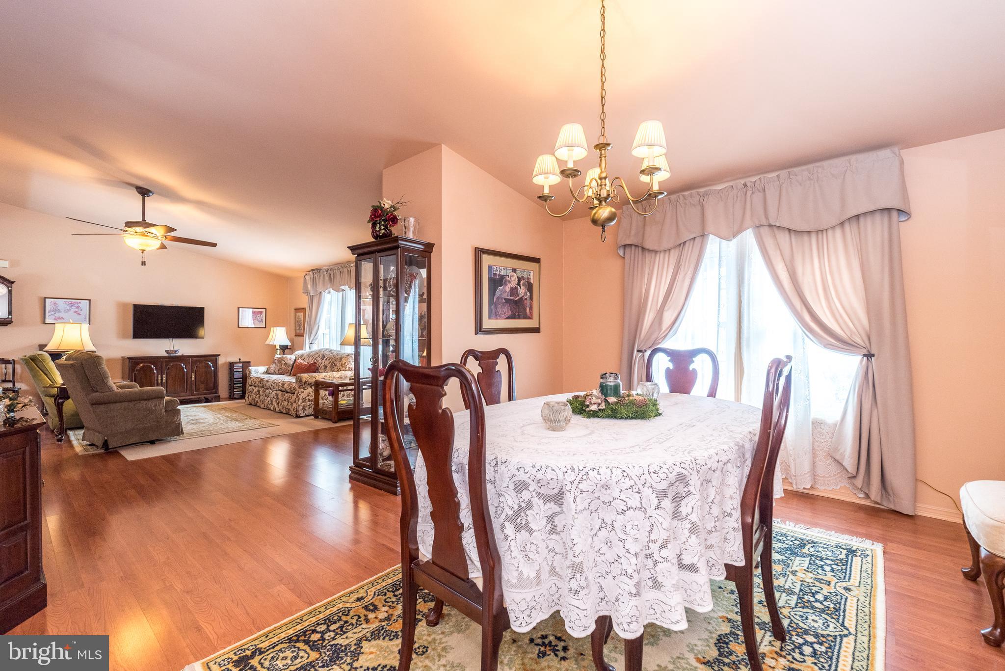 QUIET ACRES - Residential