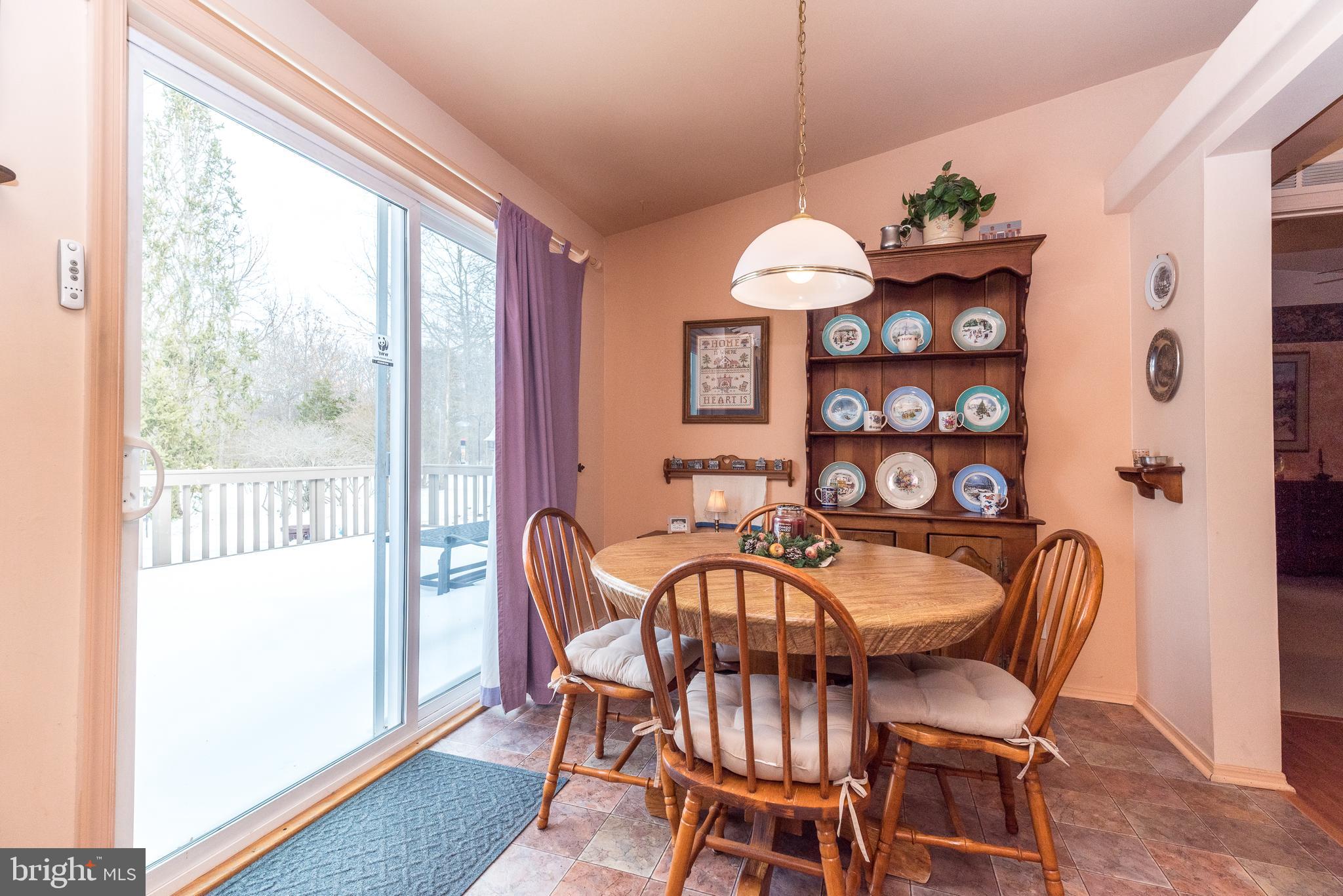 QUIET ACRES - Residential