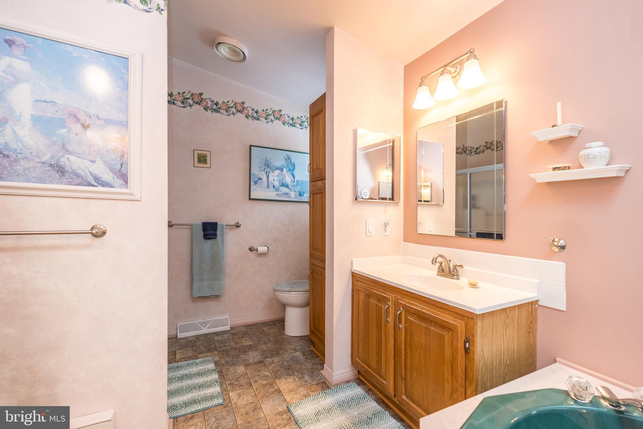 QUIET ACRES - Residential