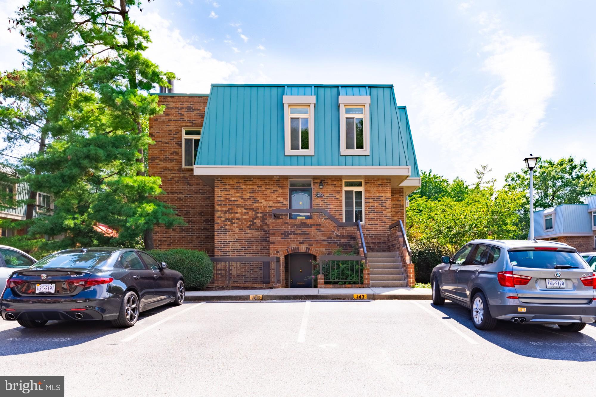 SOUTHAMPTON - Residential Lease