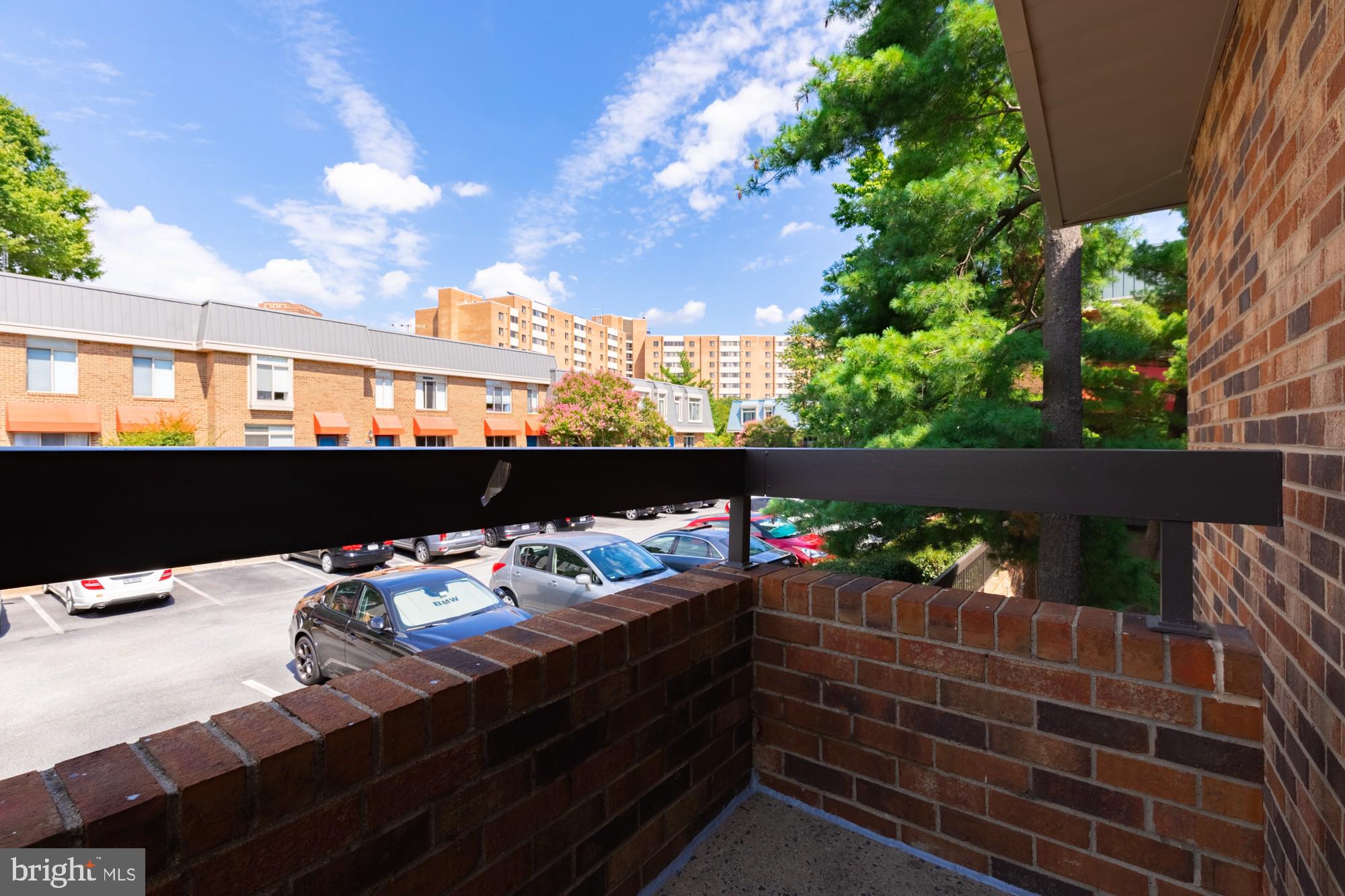 SOUTHAMPTON - Residential Lease