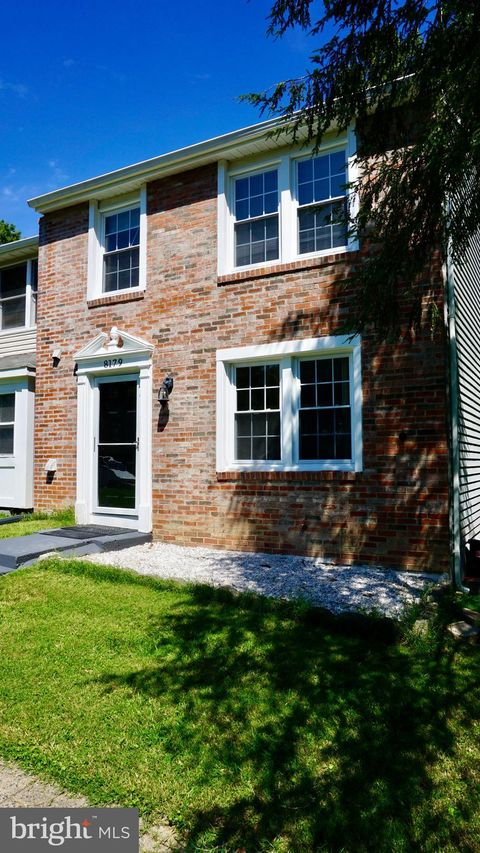 Townhouse For Rent - 8179 Curving Creek Court<br/> SPRINGFIELD, VA 22153