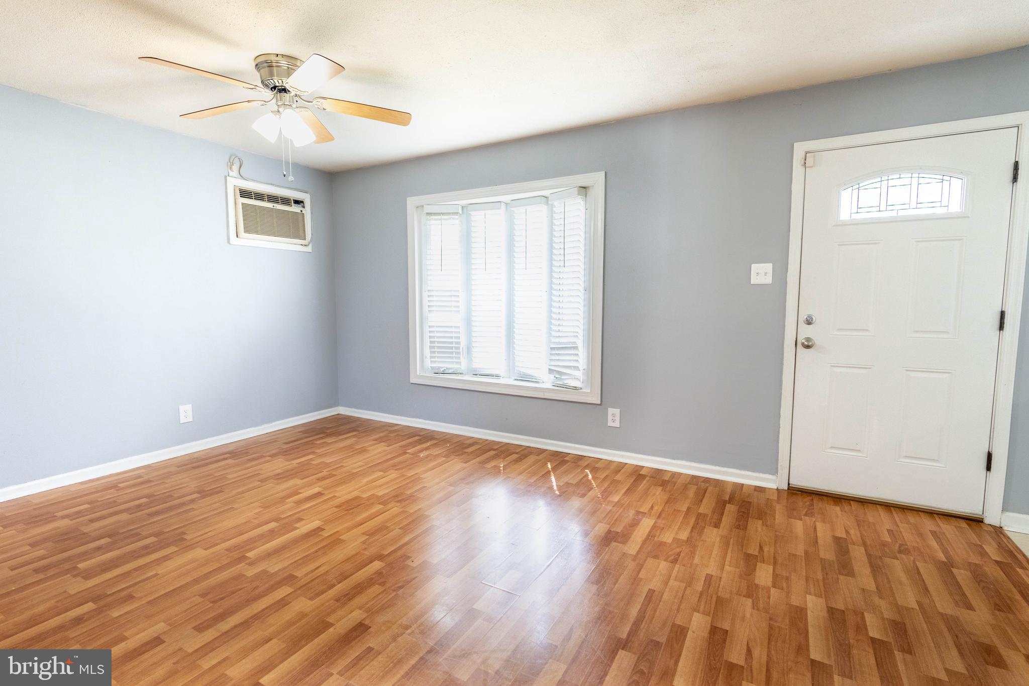 GRANDVIEW ESTS - Residential Lease