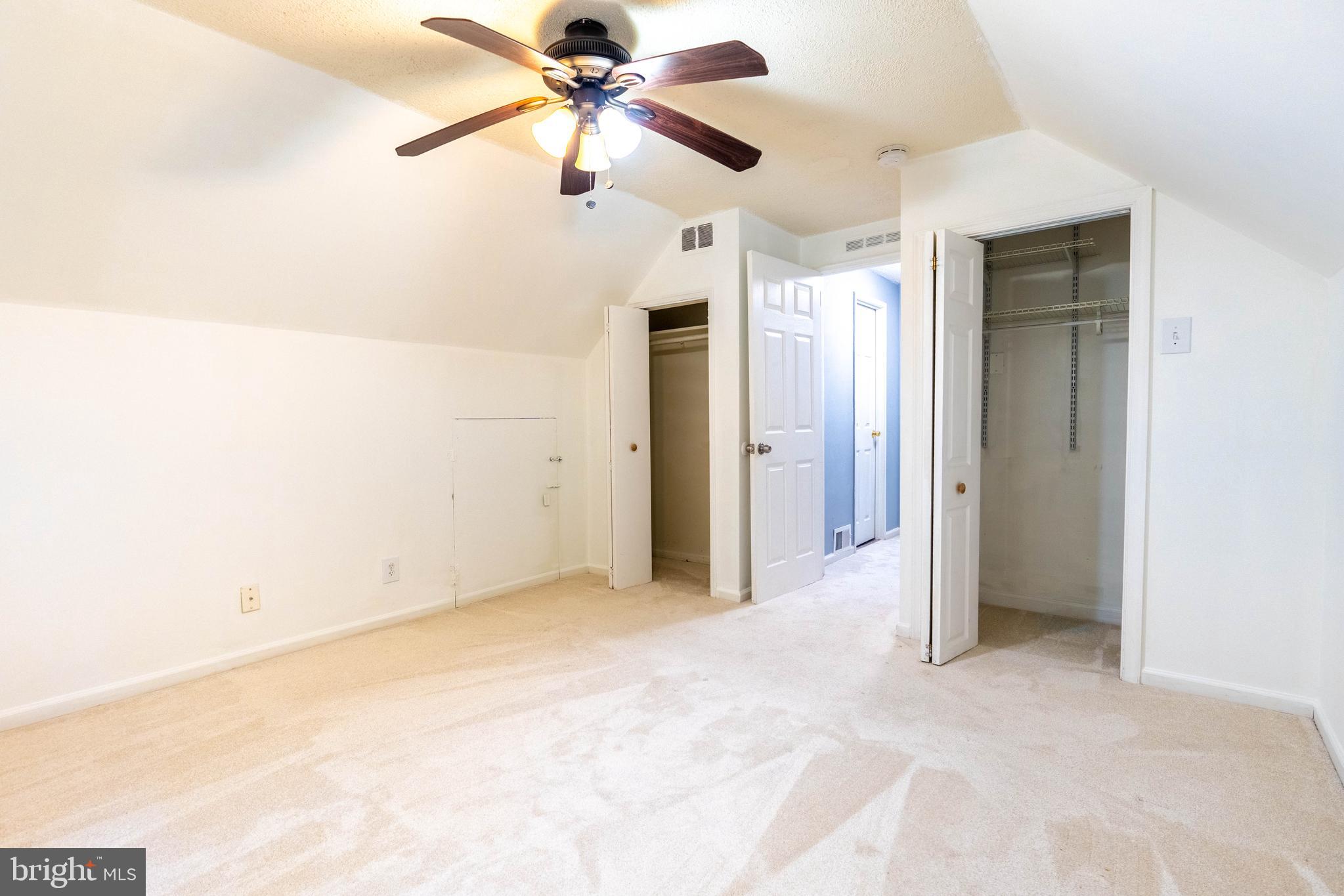 GRANDVIEW ESTS - Residential Lease