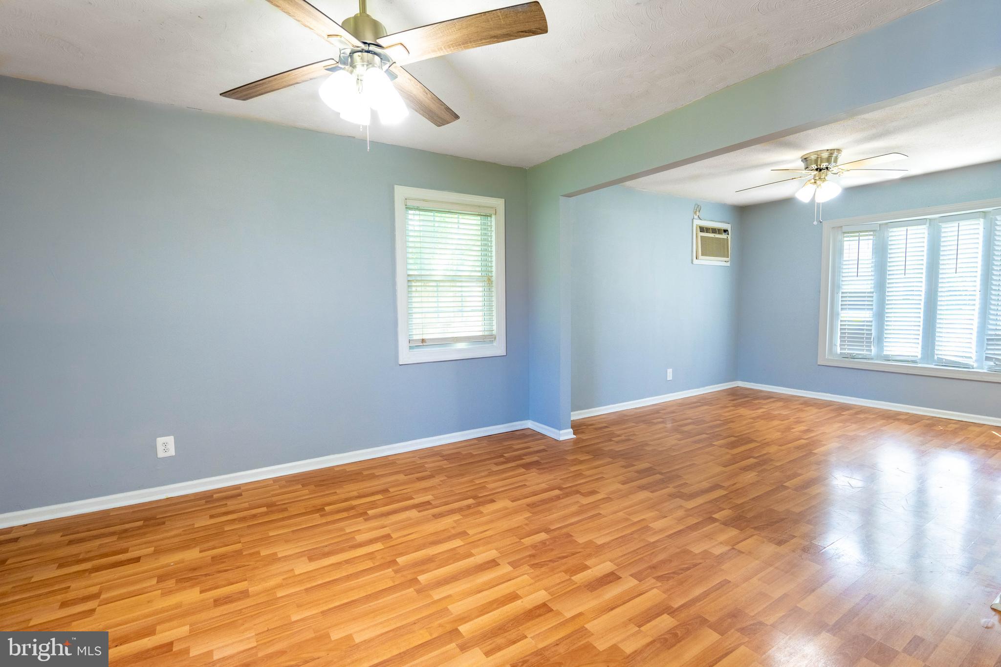 GRANDVIEW ESTS - Residential Lease