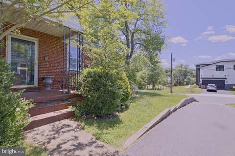 Photo of 6510 Ivy Hill Drive, MCLEAN, VA 22101 (MLS # VAFX2313124)
