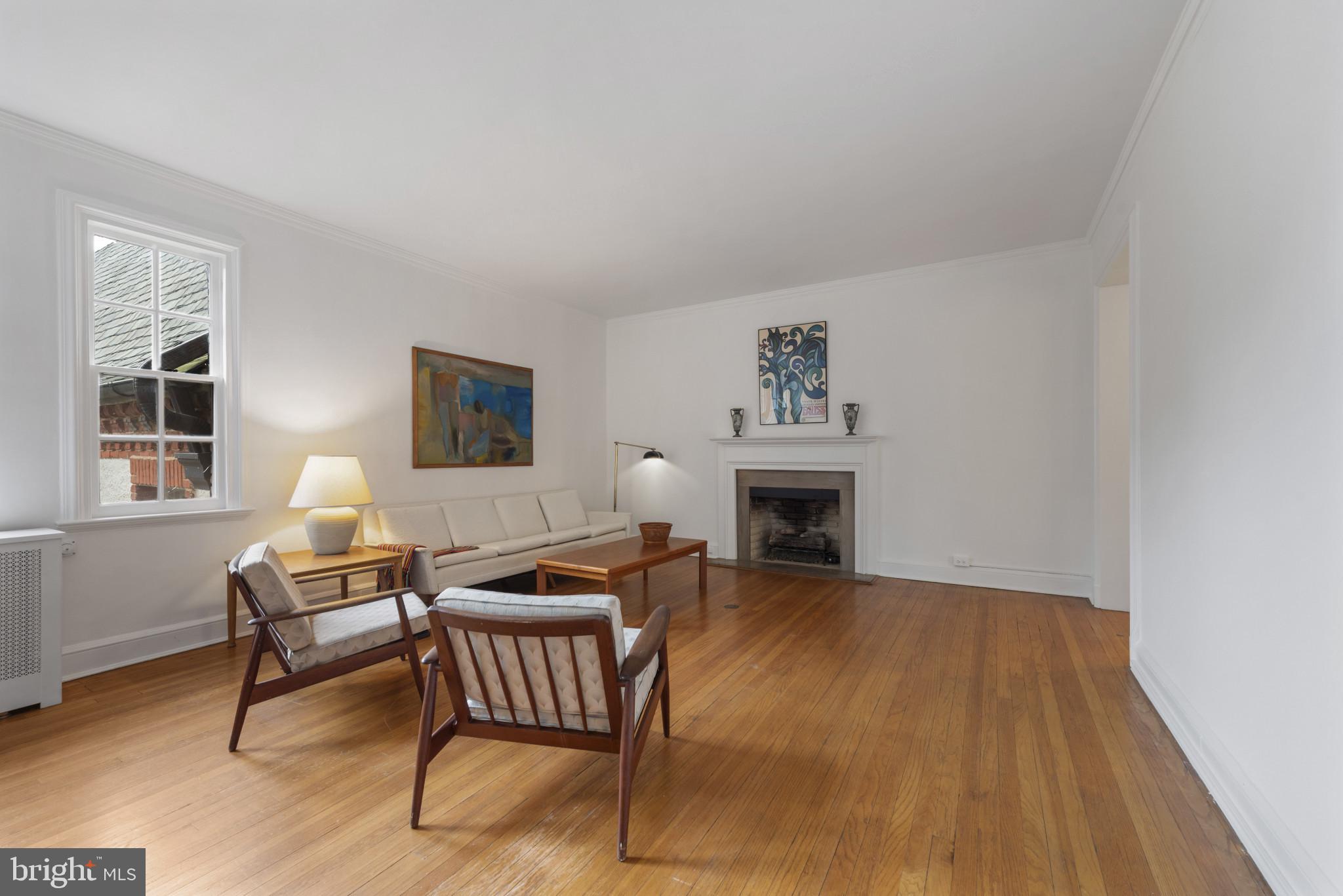 ROLAND PARK - Residential