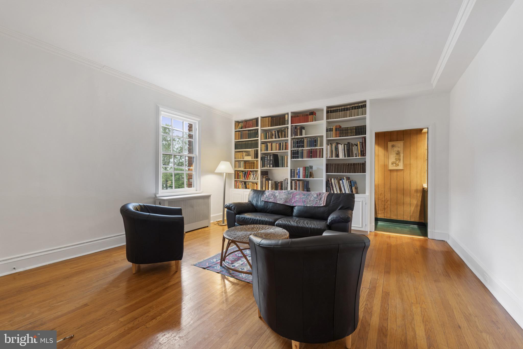 ROLAND PARK - Residential