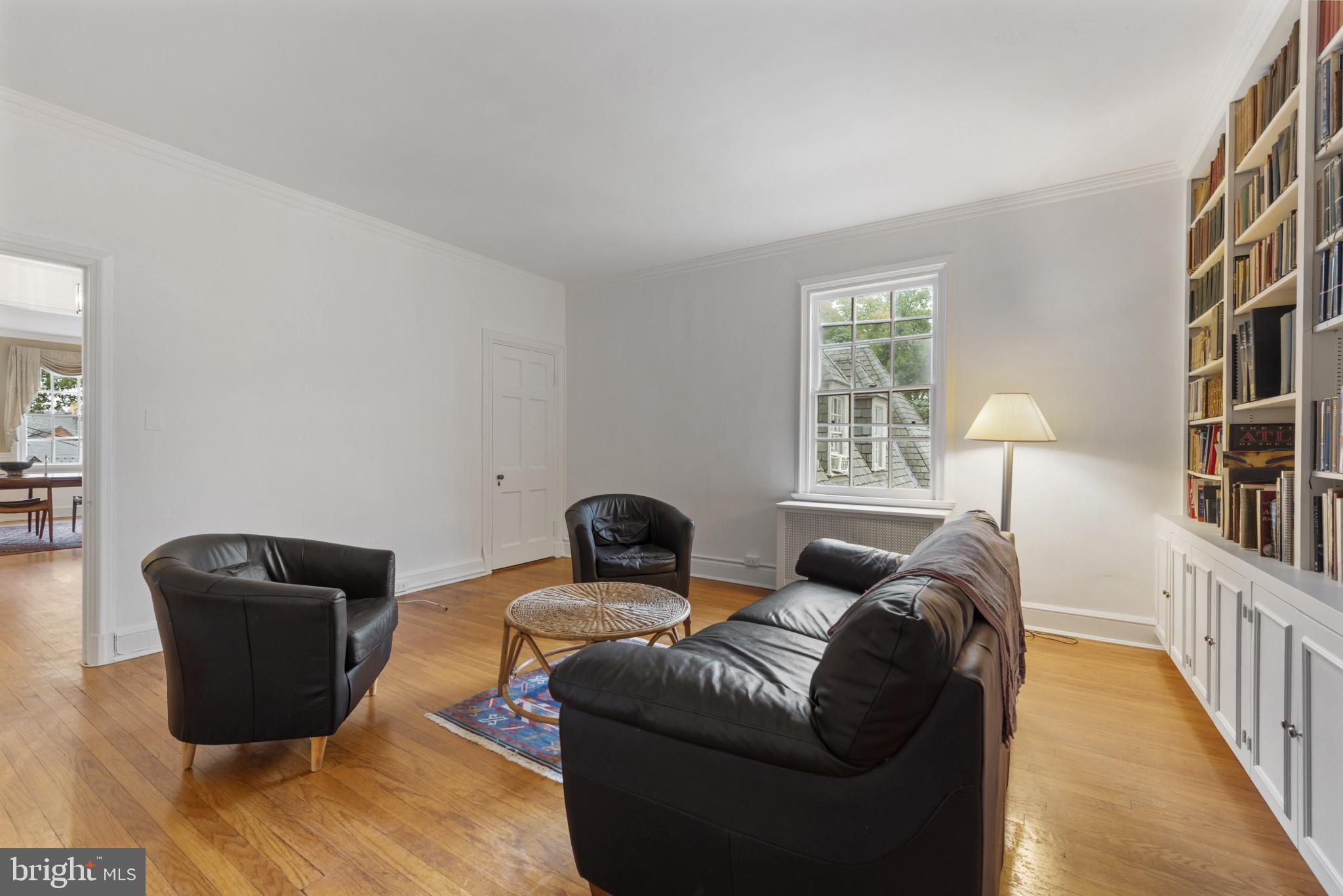 ROLAND PARK - Residential