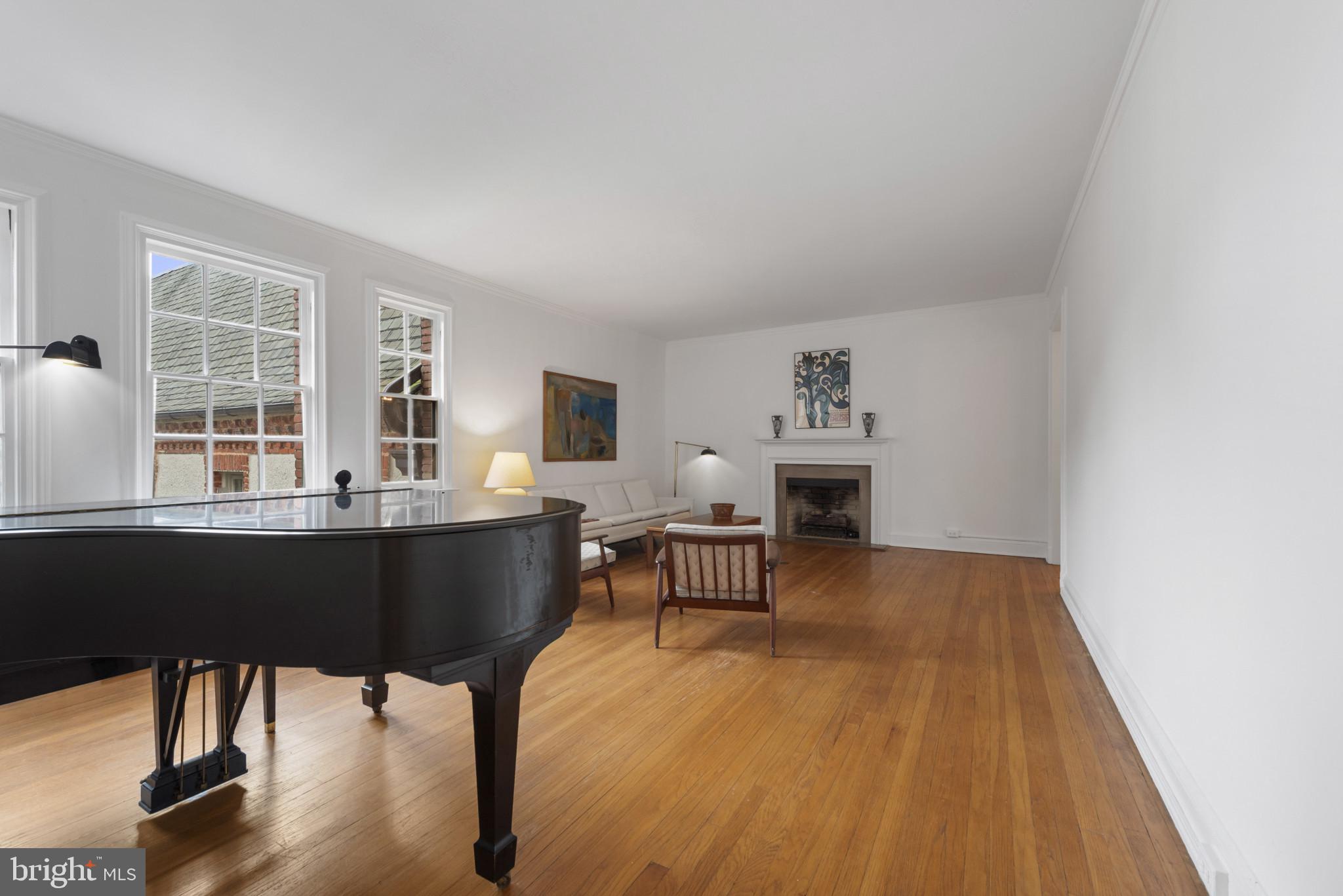 ROLAND PARK - Residential
