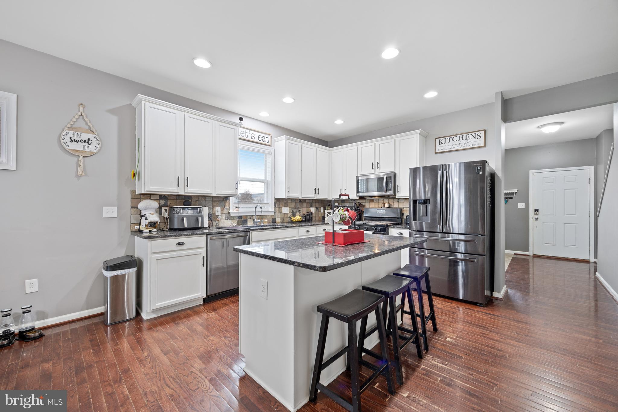 MEADOWS EDGE - Residential