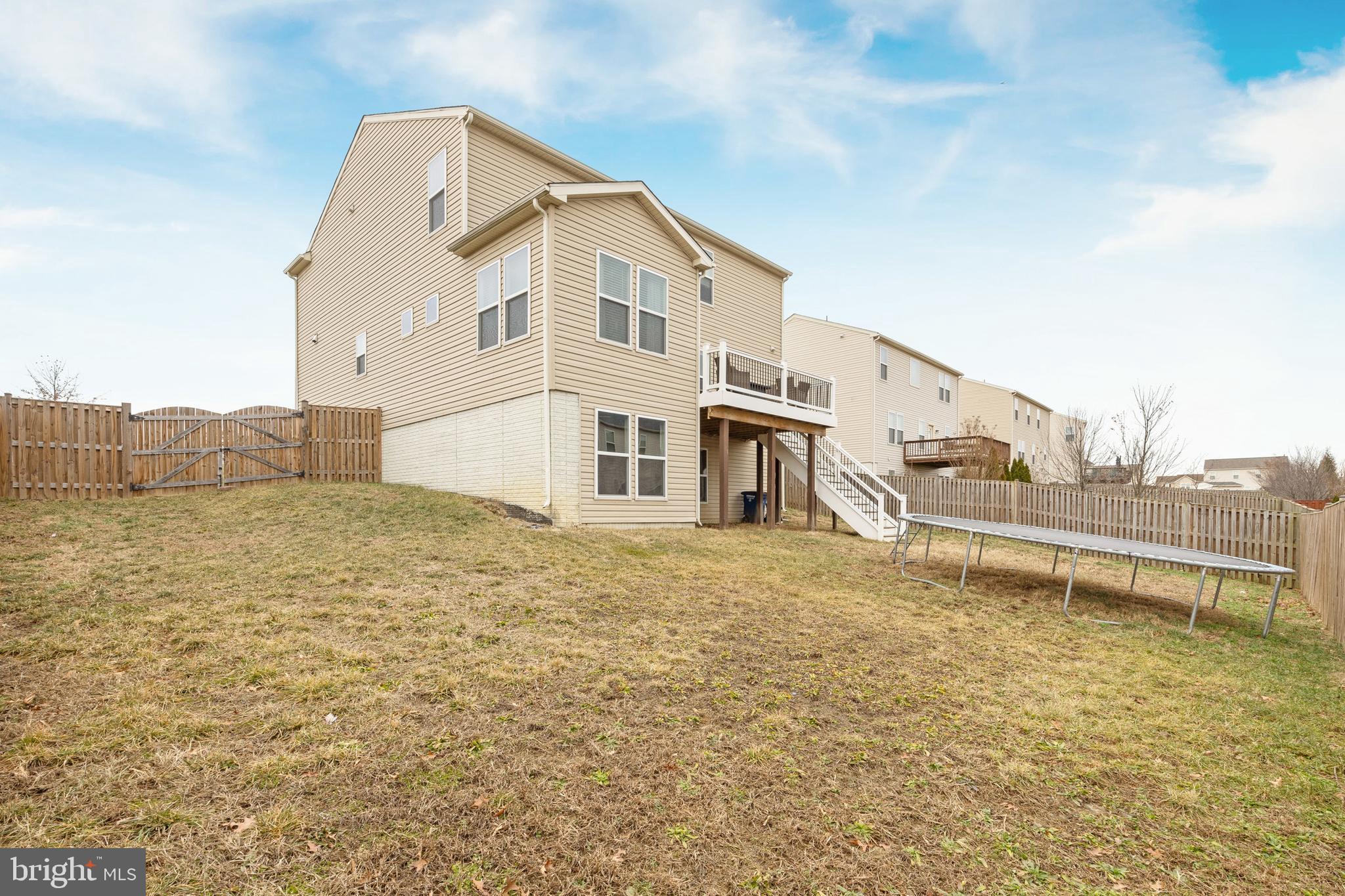 MEADOWS EDGE - Residential